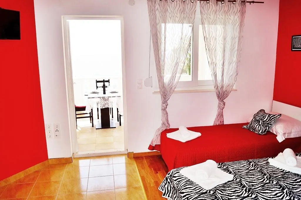 Marinero Studio Apartments Split